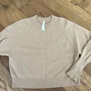 Aritzia size small sweater